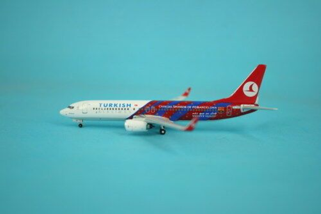 Turkish Airlines B737-800 (TC-JGY) &quot;FC Barcelona&quot;, 1:400 Phoenix