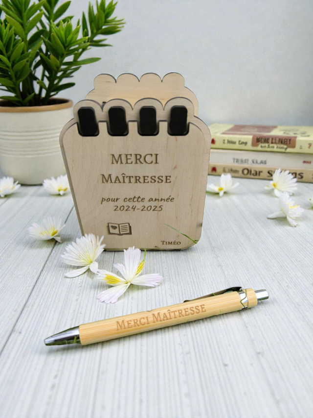 BOITE A CRAYON EN BOIS (POST-IT + STYLO)