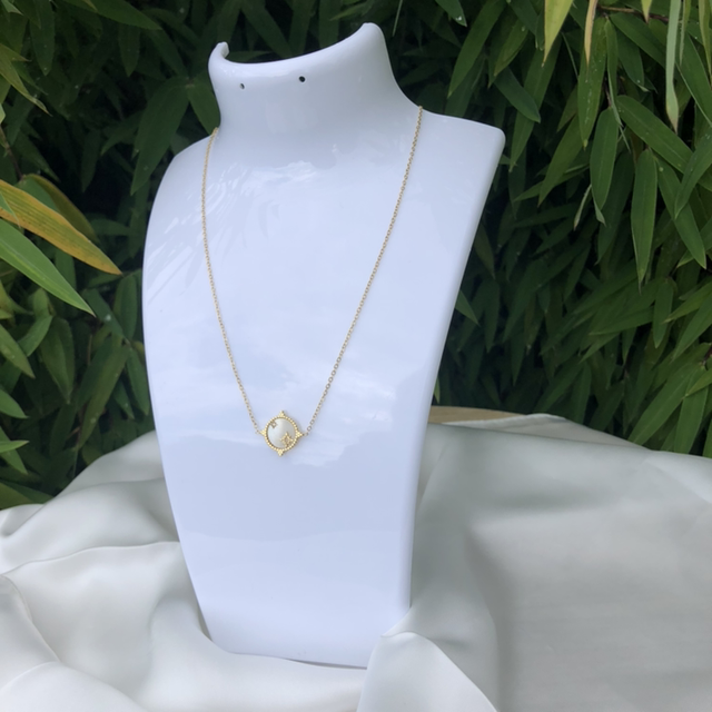 Melissa* collier nacre