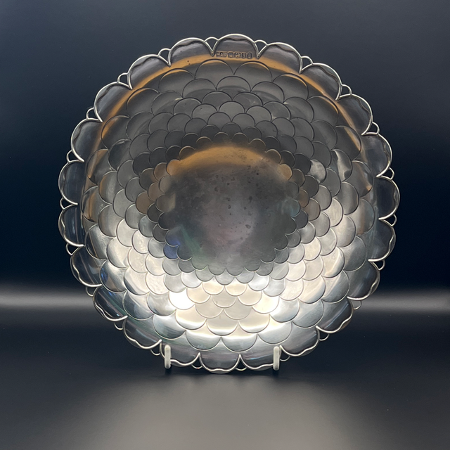 1935 Silver Bowl with Fish Scale Pattern – Mappin &amp; Webb