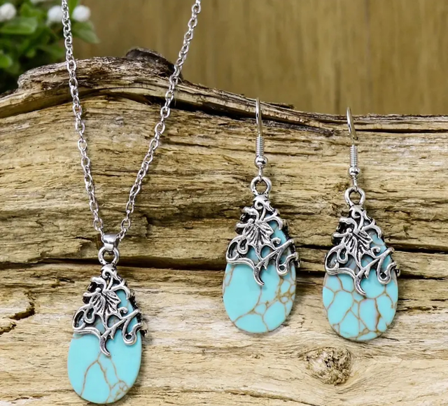 Faux Turquoise Necklace and Earring Set