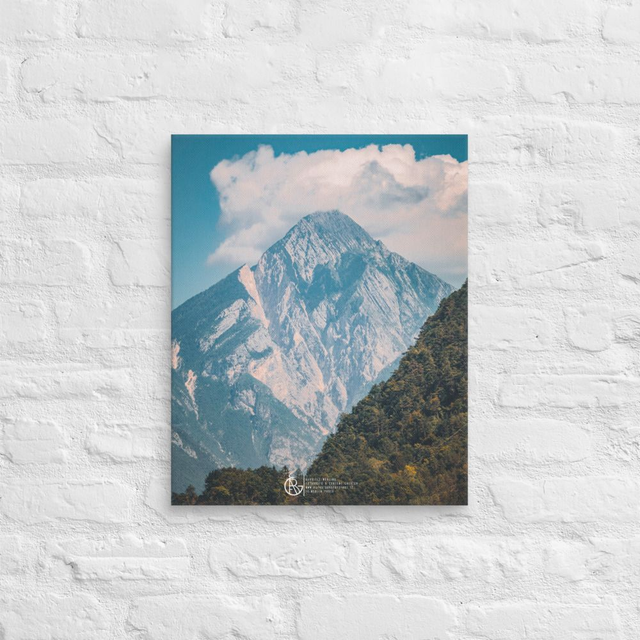 Canvas Mountain landscape view