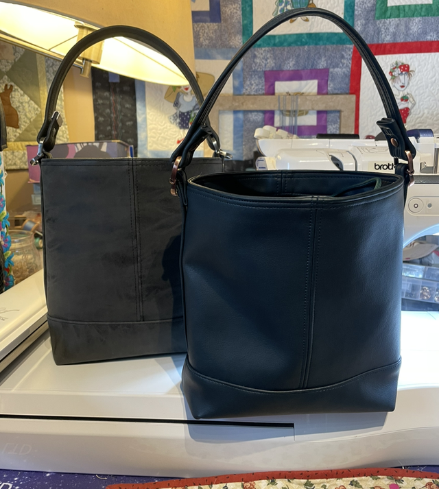 Teloujay Tote - Dark Midnight Teal