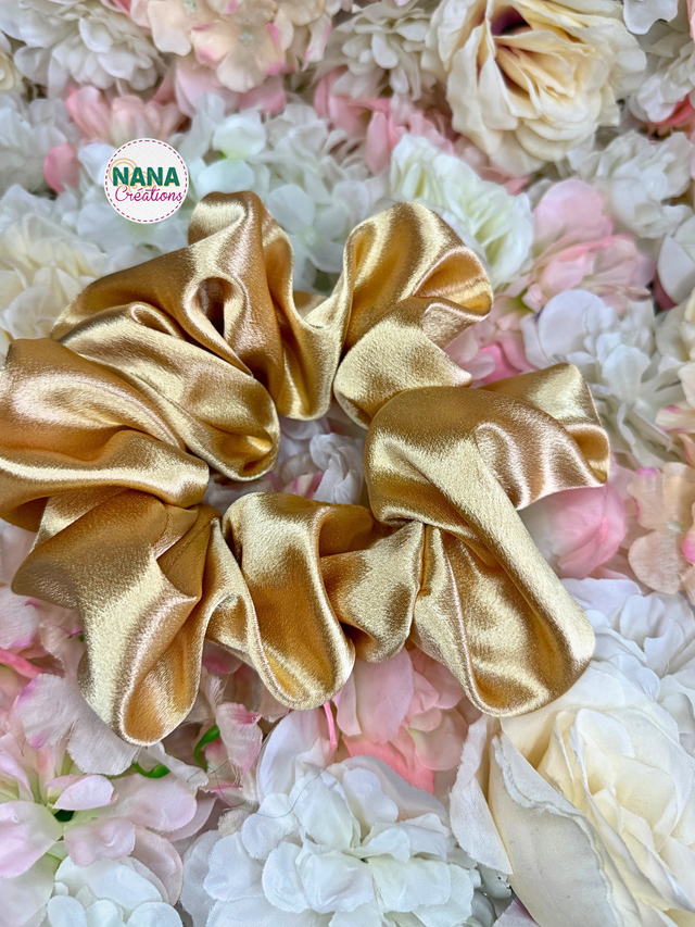 Chouchou Satin XL - Big Scrunchie - Lumière - Doré – Fait main
