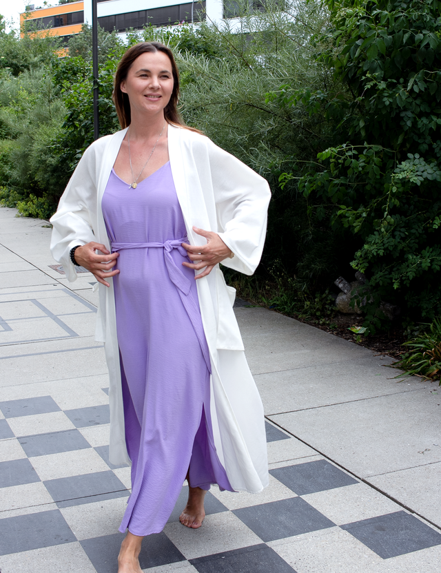 Kinetic Cotton Kimono/Kaftan: A Timeless Fusion