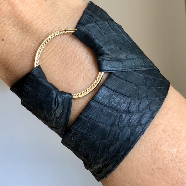Bracelet en peau de serpent