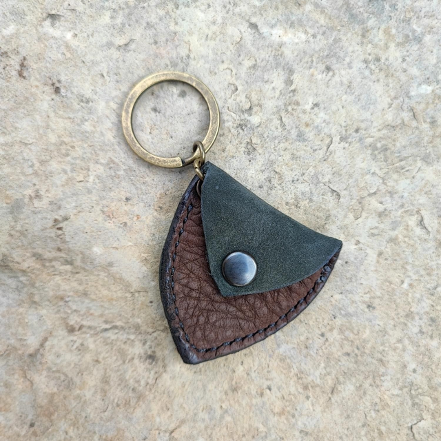 Pochette en Cuir pour Médiator (Marron/Kaki)