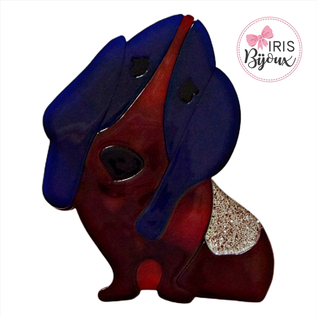 Spilla Basset Hound rosso e blu