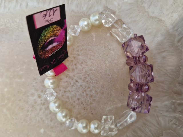 Bracelet Perles Blanches Nacrées Violet Transparent