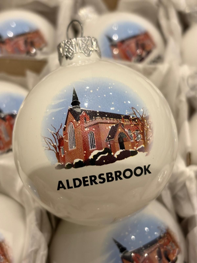 Aldersbrook Christmas Bauble