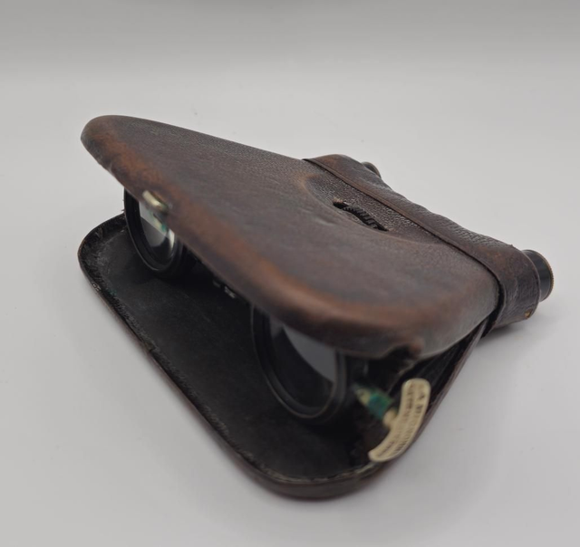 Jumelles de théâtre pliante "La mignonne "