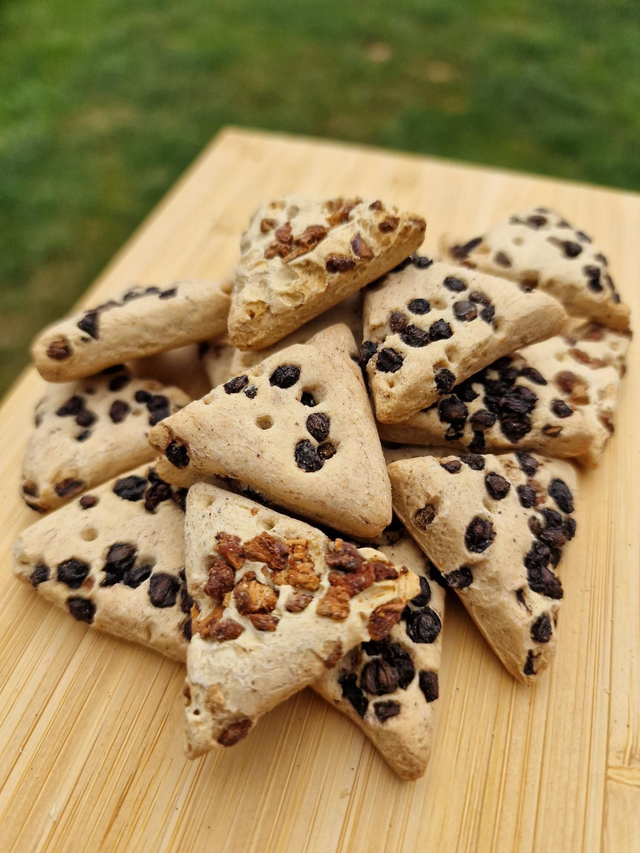 100g Apple & Elderberry Slices