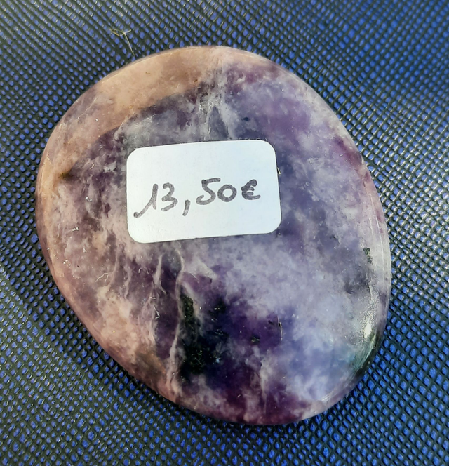 Galet anti-stress 45-50mm Lepidolite A