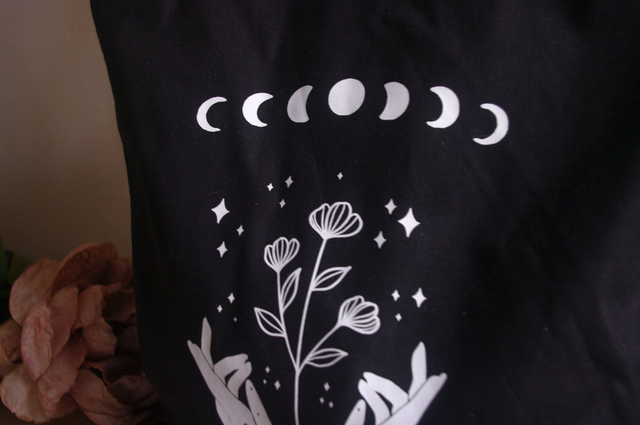 Tote bag mains lunaires