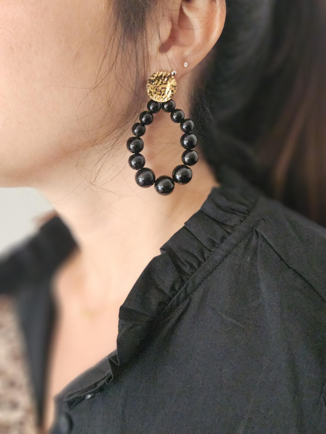Boucles d'oreilles boules noir