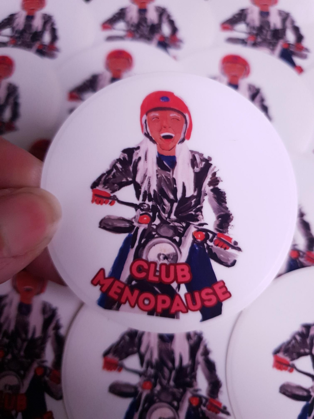 Sticker femme à moto