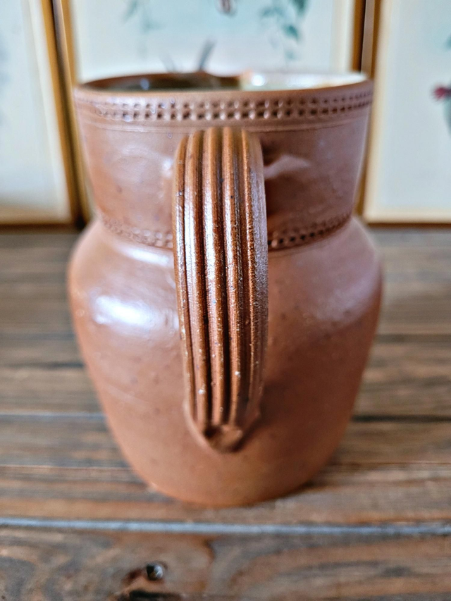 Cruche ou pichet vintage en grès marron