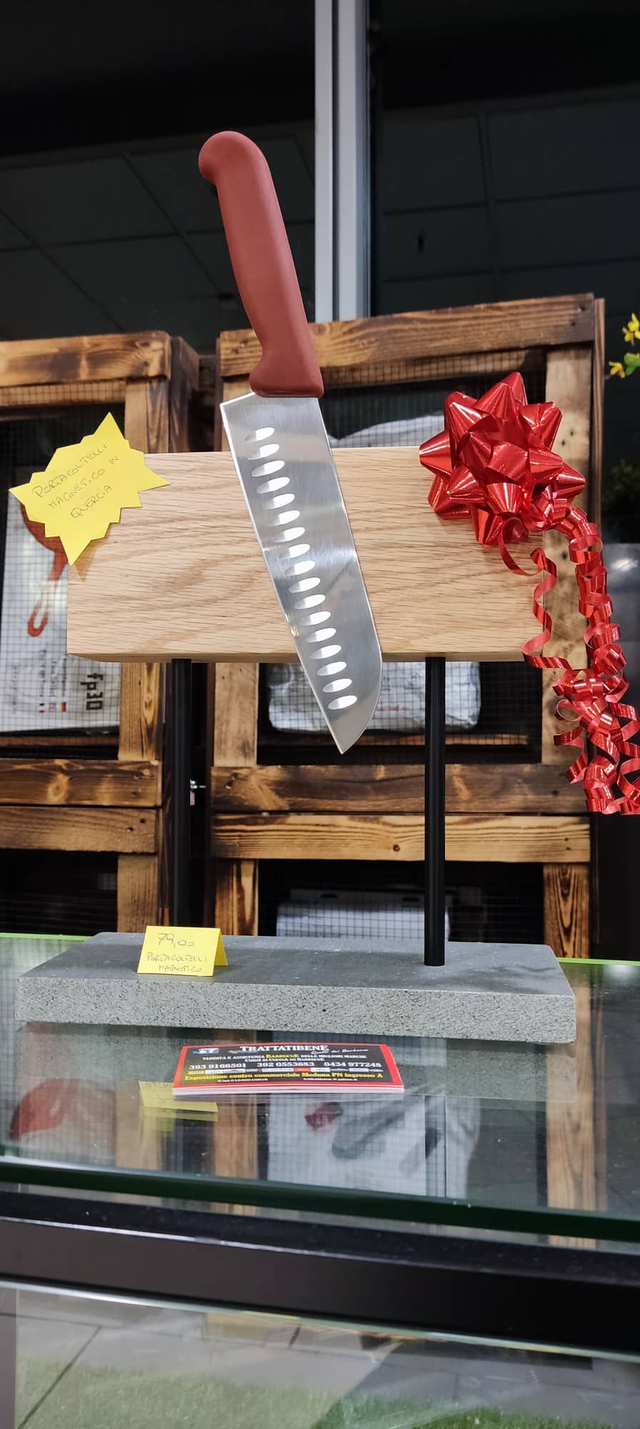 ceppo portacoltelli magnetico base in pietra