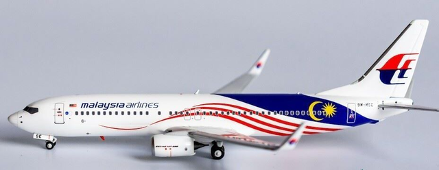 Boeing 737-800 Malaysia Airlines 9M-MSE