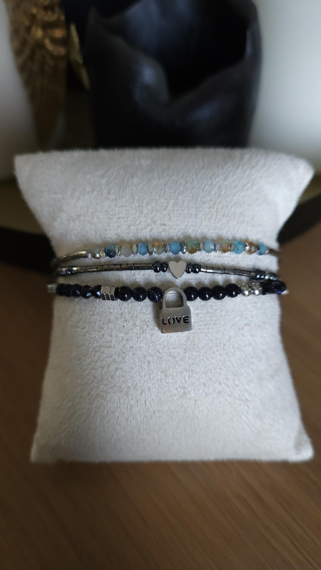 Bracelet triple rangs pendentif cadenas love