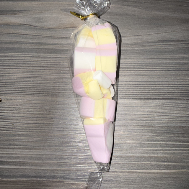 EASTER MARSHMALLOW CONES 