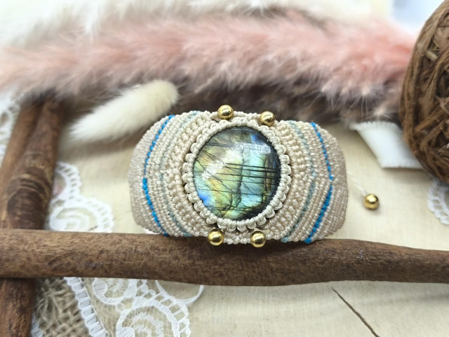 Bracelet large labradorite perles laiton dorées or fin