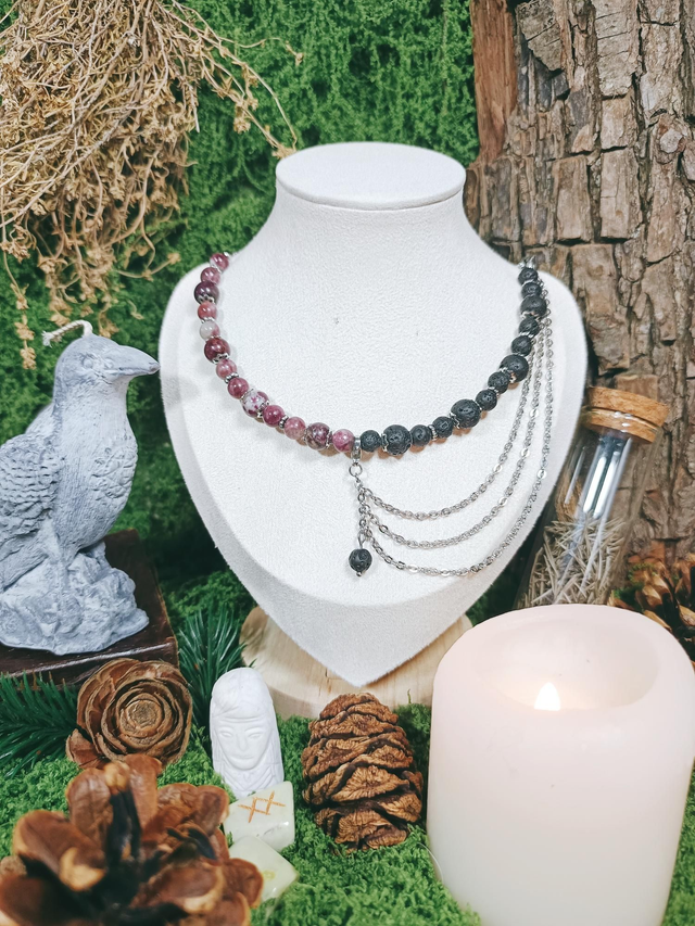 V - COLLIER - HEL (pièce unique)