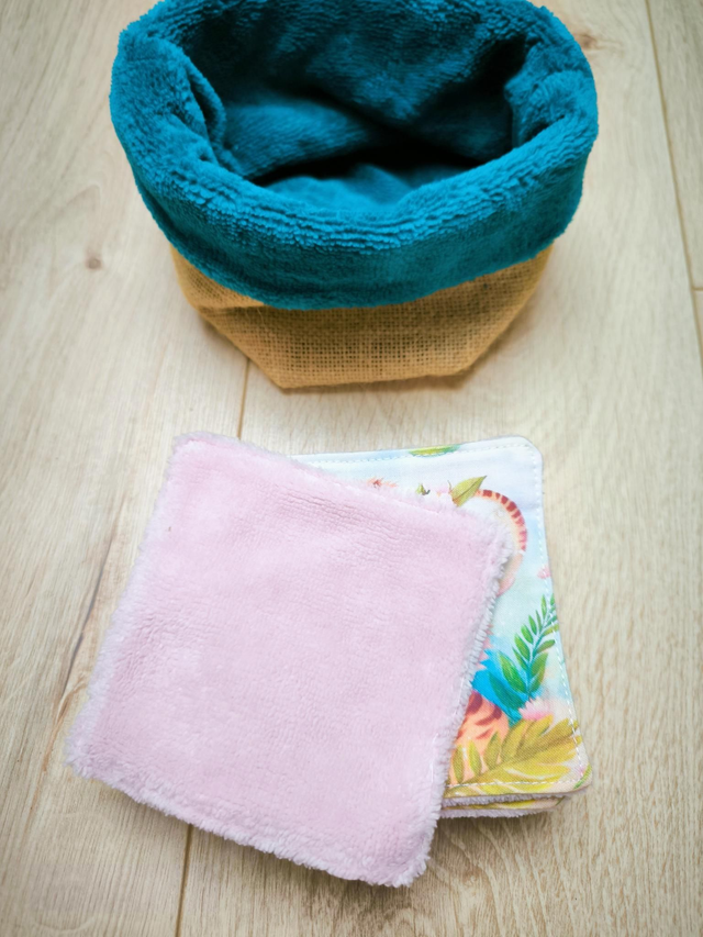 Panière et ses 10 lingettes