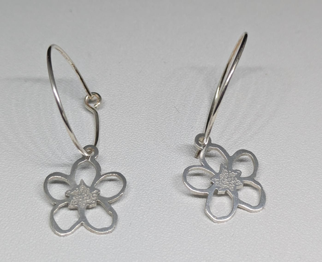 Forget me not 20mm sterling silver hoops 
