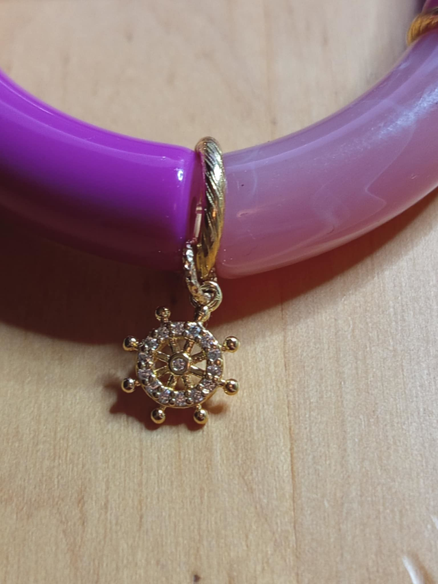 Bracelet perles tubes incurvées acrylique Gulabi Pakshi