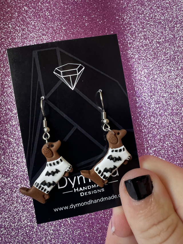 Halloween earrings - Sausage dog in a halloween jumper