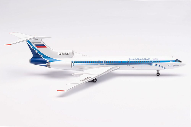 1/200 Tupolev Tu-154M Sibir "Yulia Fomina" RA-85619