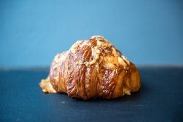 HAM &amp; CHEESE CROISSANT