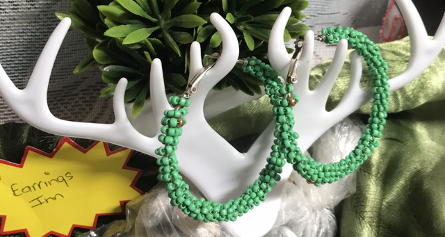 Green Hoop Earrings- GHE01