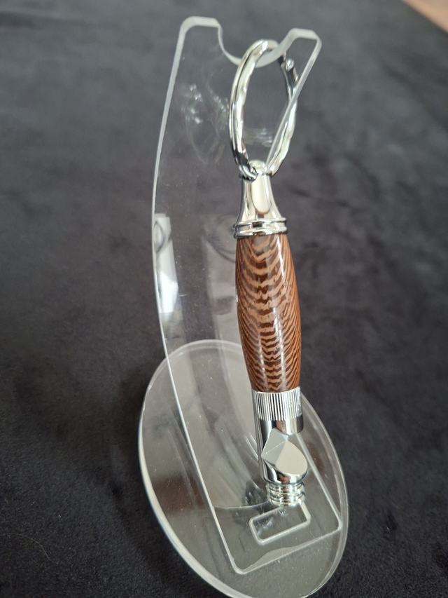 Décapsuleur porte clef en wengué