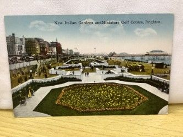 Brighton, New Italian Gardens and Miniature Golf Course, Sussex unbranded Postcard. Our Ref R54 £2.50