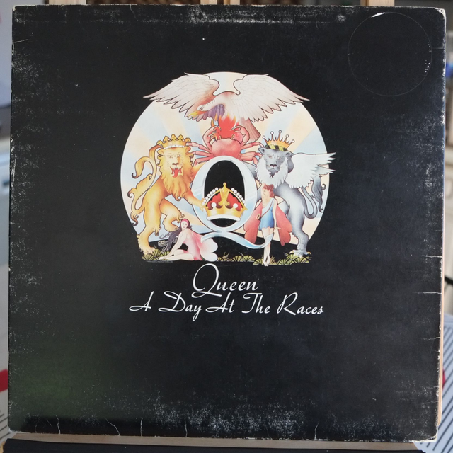 QUEEN - A day at the races