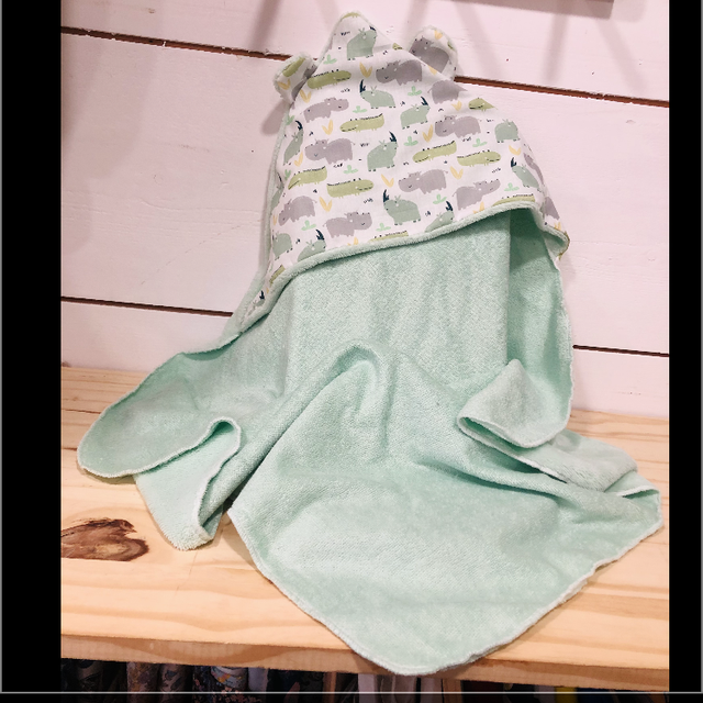 Cape de bain rhino croco 