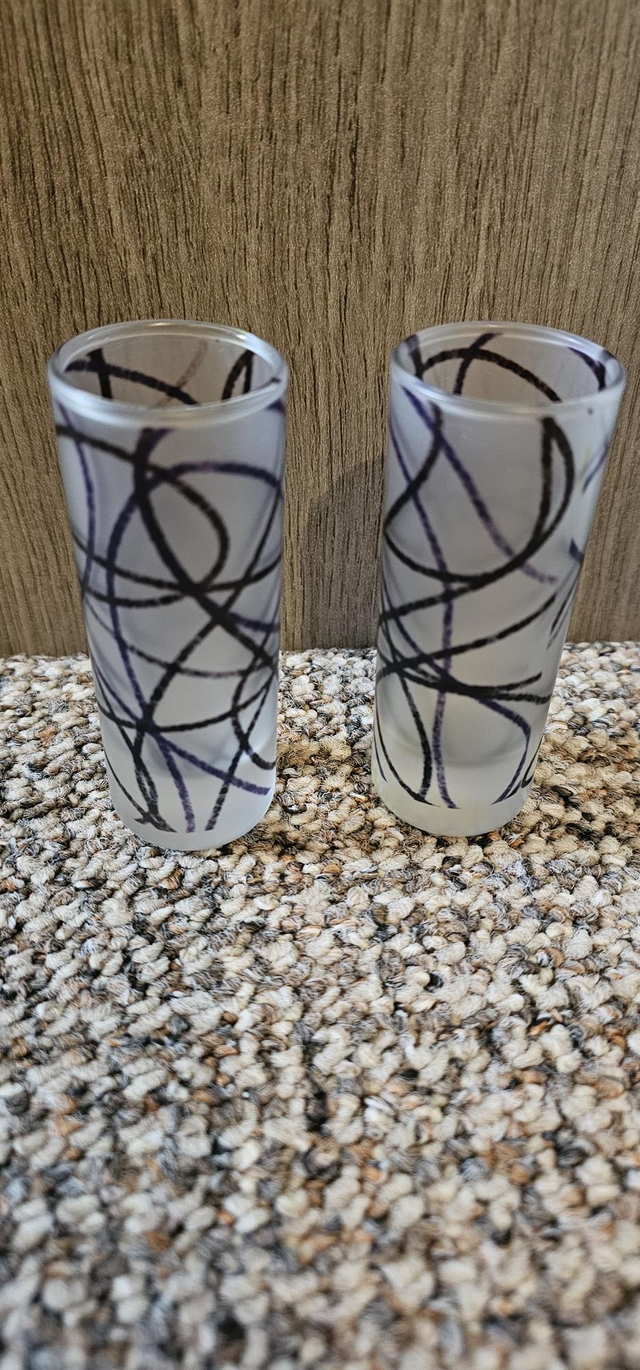 Black and blue Scribble  (set of 2)