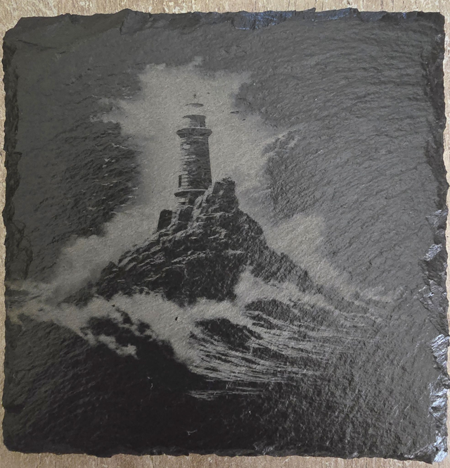 Scène spectaculaire de phare côtier