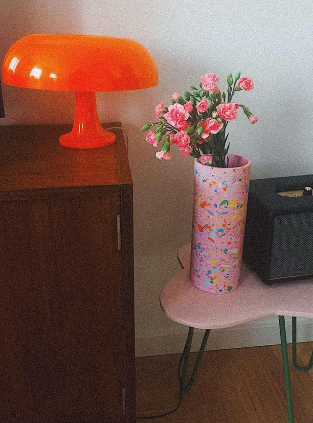 Wysoki wazon na kwiaty i bukiety, różowy, lastryko