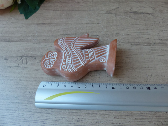 Statuette chouette d’Athéna en terre cuite – sculpture artisanale vintage signée M.K – symbole de sagesse grecque, décoration mythologique