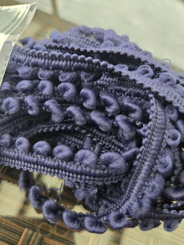 Galon pompon bleu marine (plusieurs variantes)