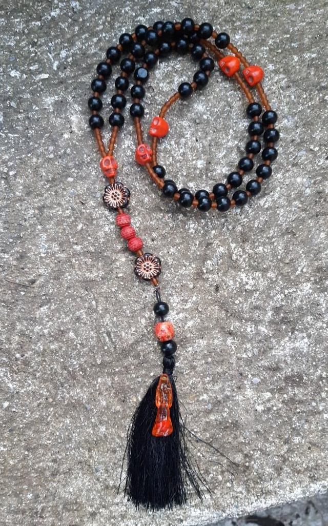 Chapelet Santa Muerte ambré