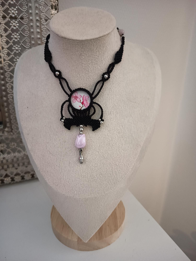 Collier réglable &quot;Couronne florale de la Reine&quot;