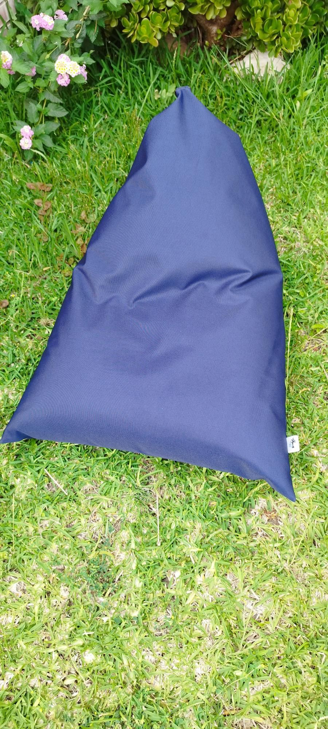 Puff de praia/piscina impermeável Azul escuro 