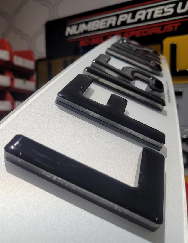 6mm Black &amp; Krystal Clear 4D with Black Gel 