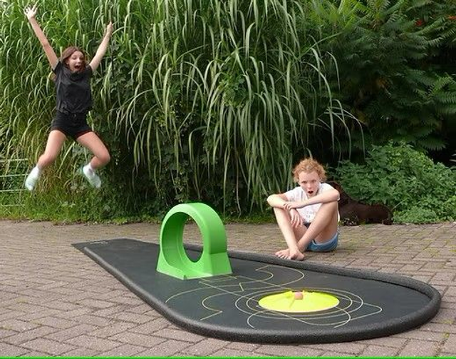 Location: Minigolf (48 à 72h.)