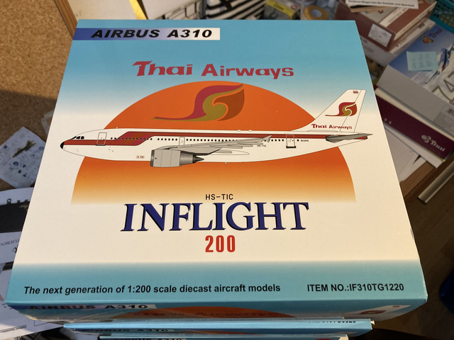Inflight200 Thai Airways A310-200 HS-TIC (IF310TG1220)