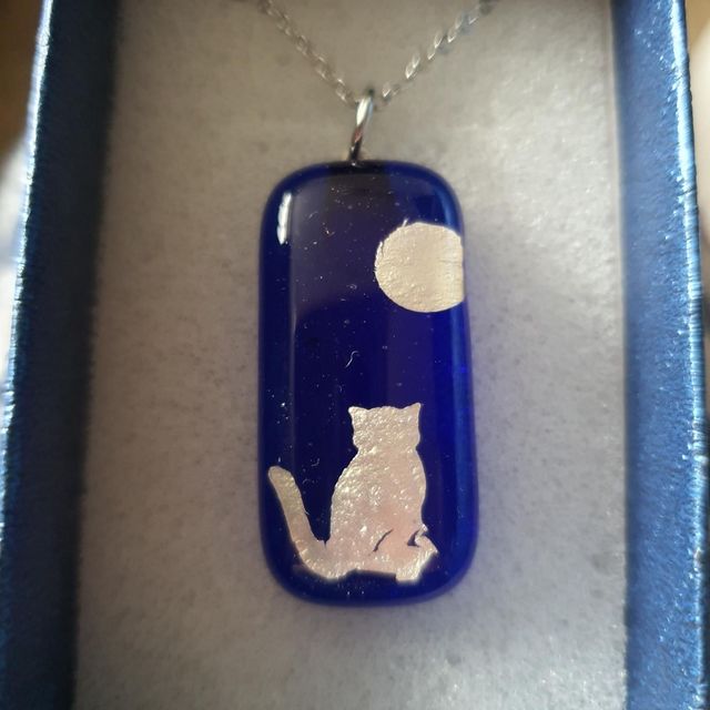 Silver cat &amp; moon royal blue glass pendant &amp; chain p5